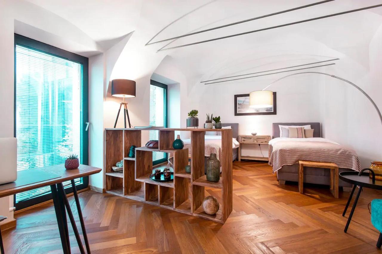Апартаменти Address Deluxe Downtown Любляна Екстер'єр фото